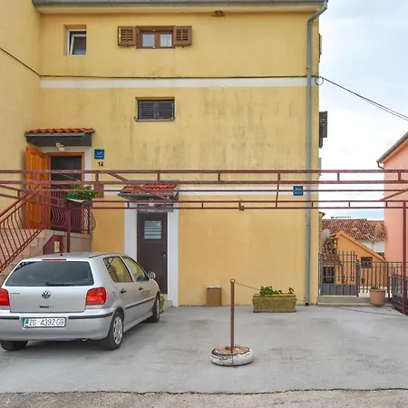 Apartamento Rouge Sveti Filip i Jakov